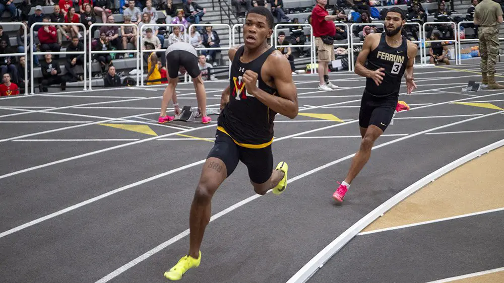 track athletes running