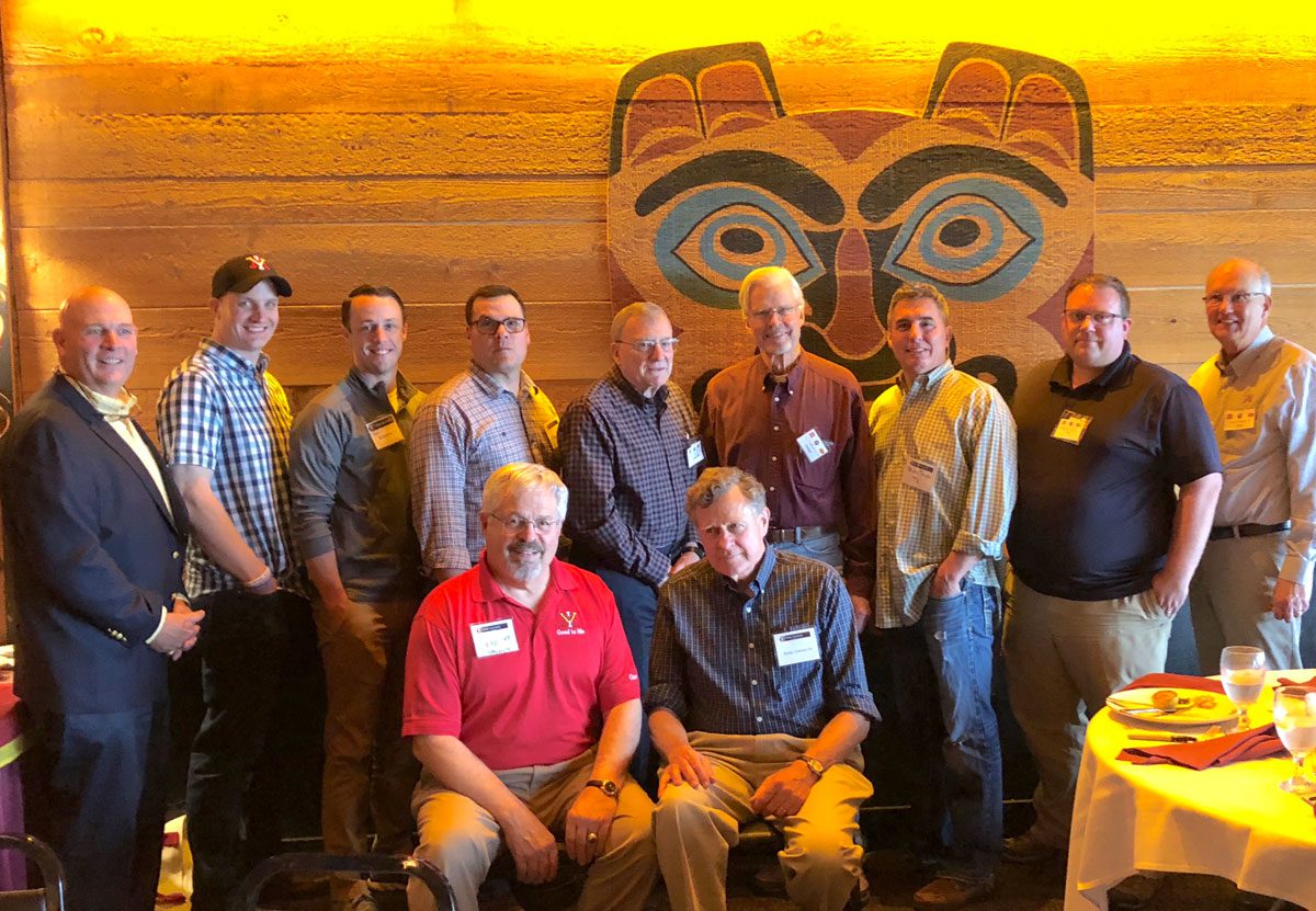 pacific northwest alumni at luncheon