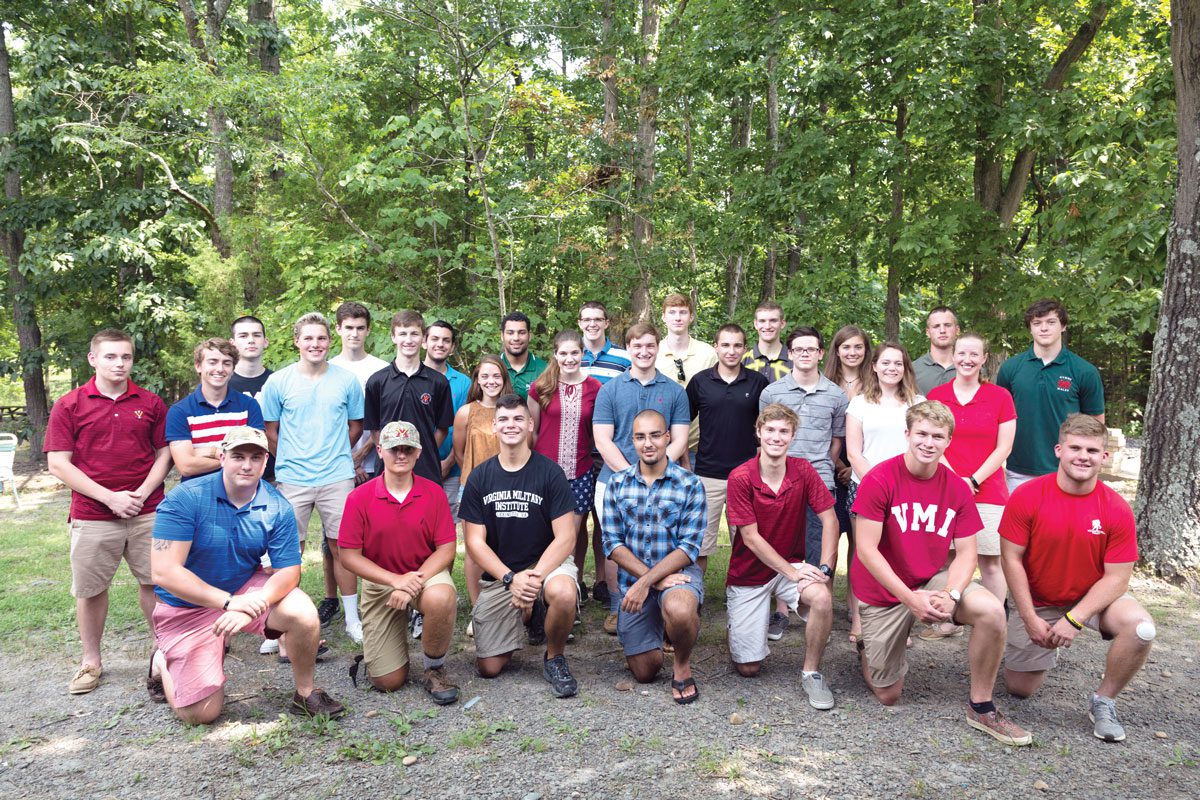 group of alumni at picnic