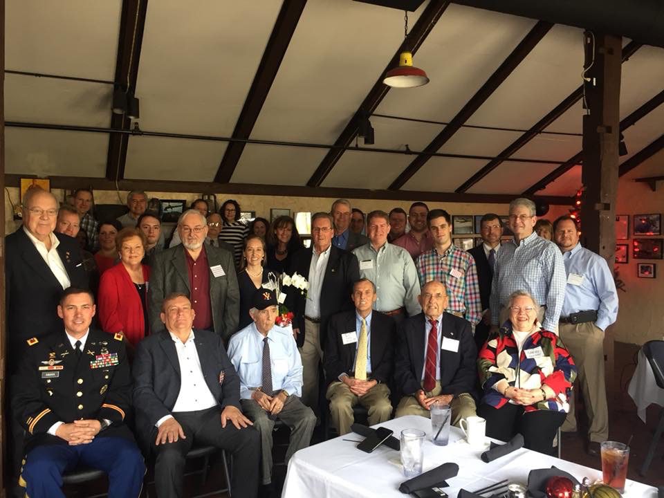 Atlanta chapter alumni at luncheon