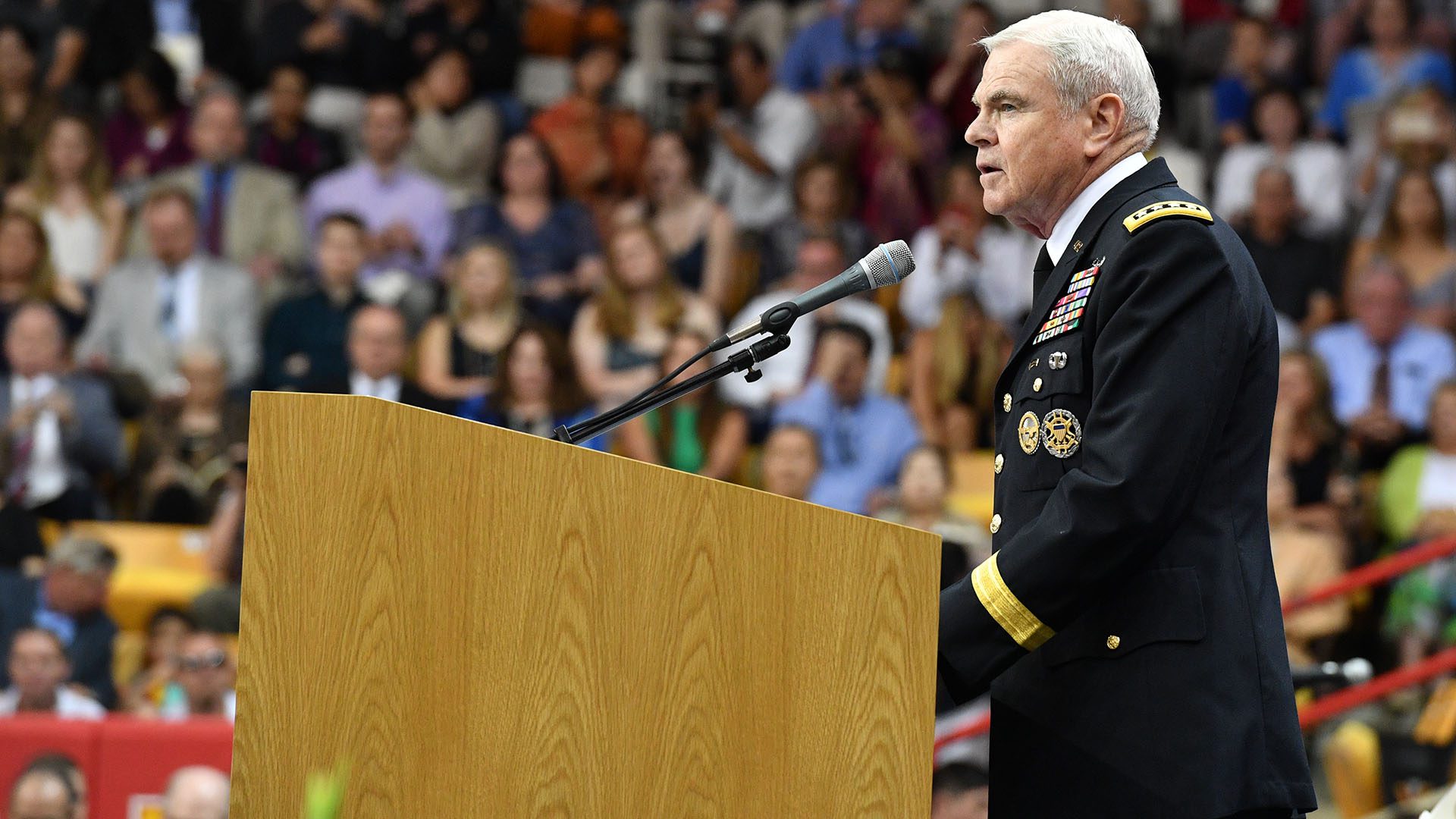 Gen. Peay addressing crowd from podium