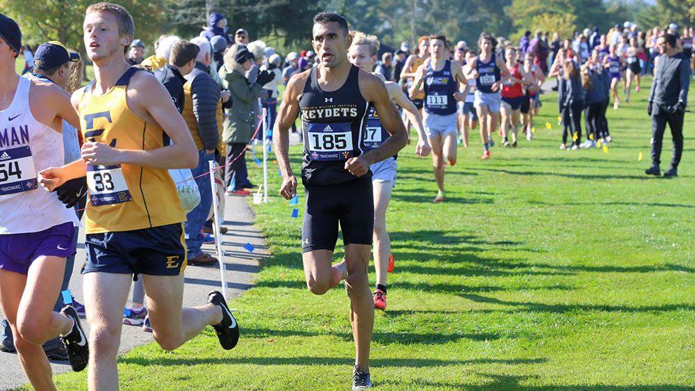 track athletes running an outdoor race