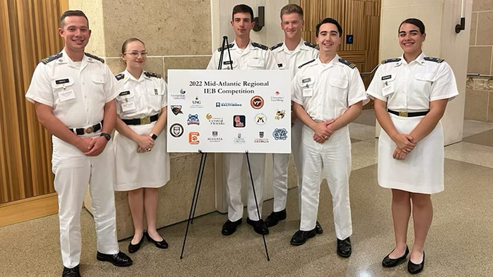 The VMI Ethics and Debate Team: Cadets Riley Shultz ’24, Harris Burton ’23, Riley Malone ’25, James Ellison ’23, Spencer Greaney ’23, and Gabriella Woodward ’24.