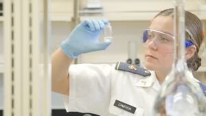 Emma Cameron '25 at work in chemistry lab