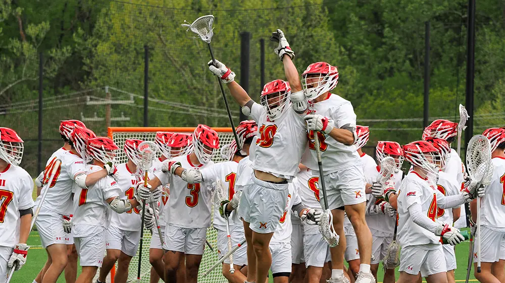 lacrosse team cheering